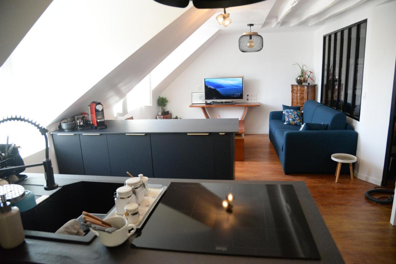 Martyrs Apartment Париж Екстериор снимка